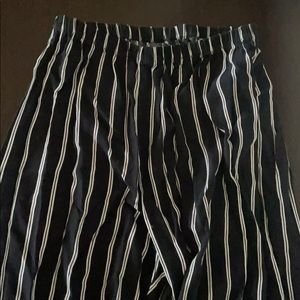 Brandy Melville flowy pants